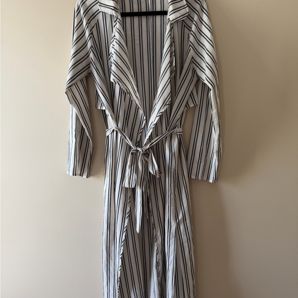 Charlotte Russe Black & White Striped Duster with Tie